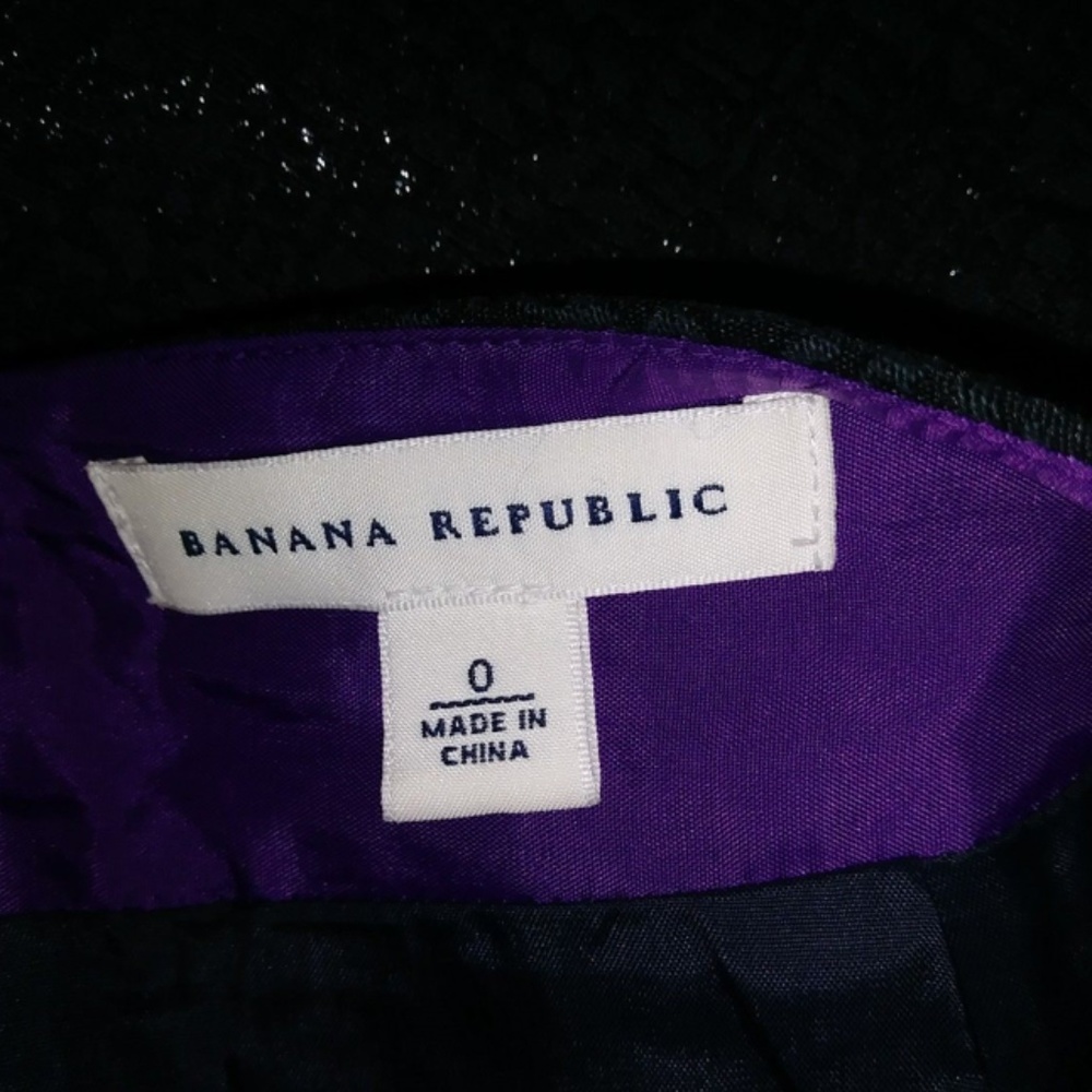 4 for $25 Banana Republic black skirt size 0 - Picture 6 of 8
